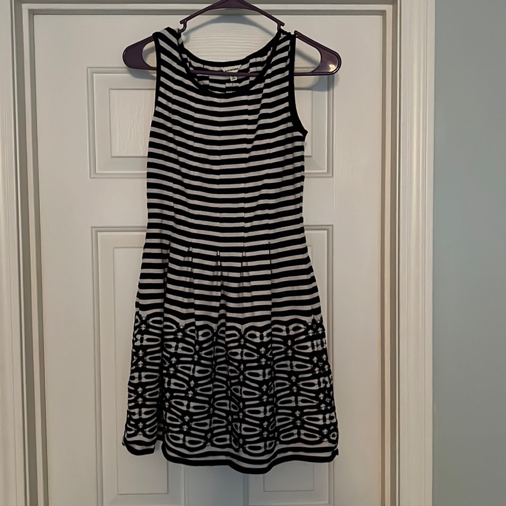 Max Studio navy and white dress